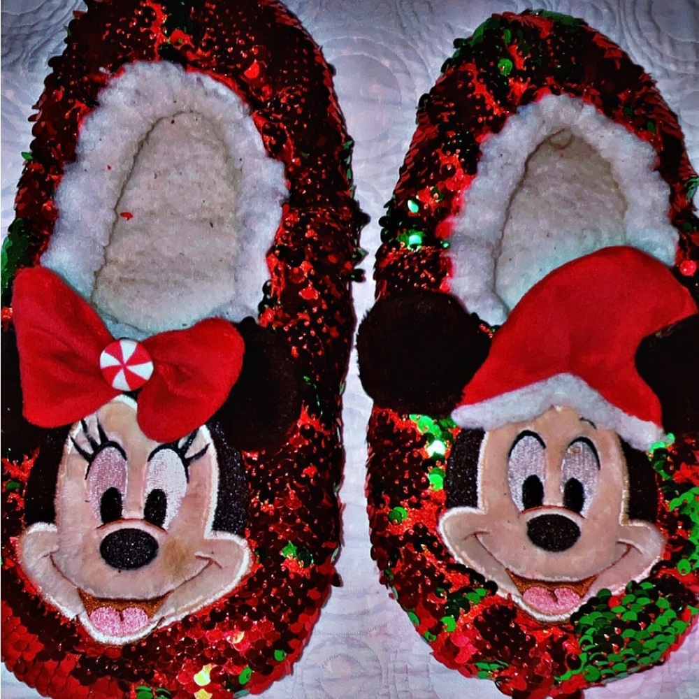 Disney Minnie Mouse Red and Green Sequin Slippers